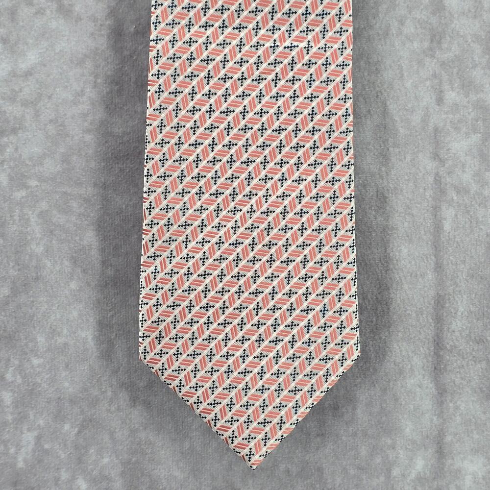 Vitali K Pink Gray Geometric 100% Microfiber Executive Handmade Men's‎ Neck Tie